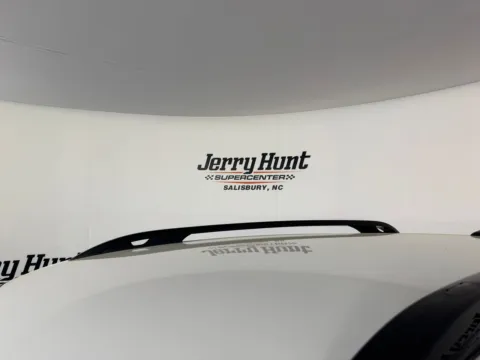 More photos of 2023 Jeep Cherokee Altitude at Jerry Hunt Supercenter - Salisbury, NC