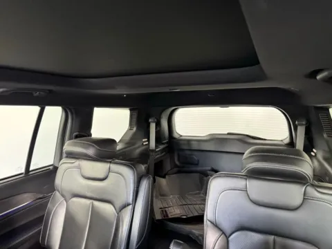 More photos of 2022 Jeep Grand Cherokee L Overland at Jerry Hunt Supercenter - Salisbury, NC