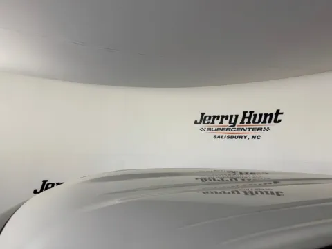 More photos of 2024 Mitsubishi Eclipse Cross at Jerry Hunt Supercenter - Salisbury, NC