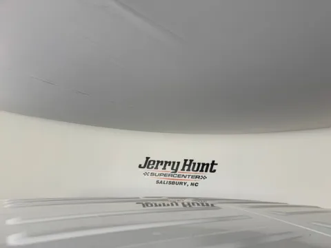 More photos of 2022 Jeep Gladiator Rubicon at Jerry Hunt Supercenter - Salisbury, NC