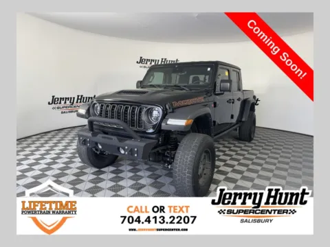 Black 2024 Jeep Gladiator Mojave for sale in Salisbury, NC