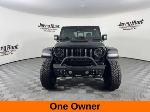 More photos of 2024 Jeep Gladiator Mojave at Jerry Hunt Supercenter - Salisbury, NC