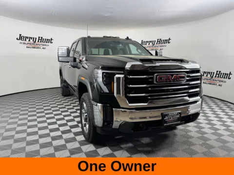 More photos of 2025 GMC Sierra 2500HD SLT at Jerry Hunt Supercenter - Salisbury, NC