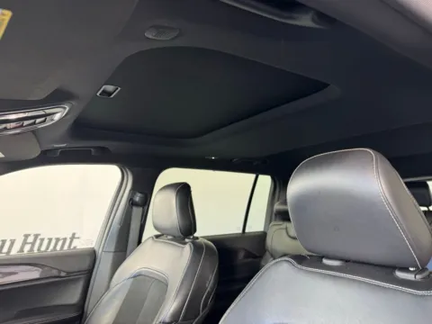 More photos of 2022 Jeep Grand Cherokee L Altitude at Jerry Hunt Supercenter - Salisbury, NC