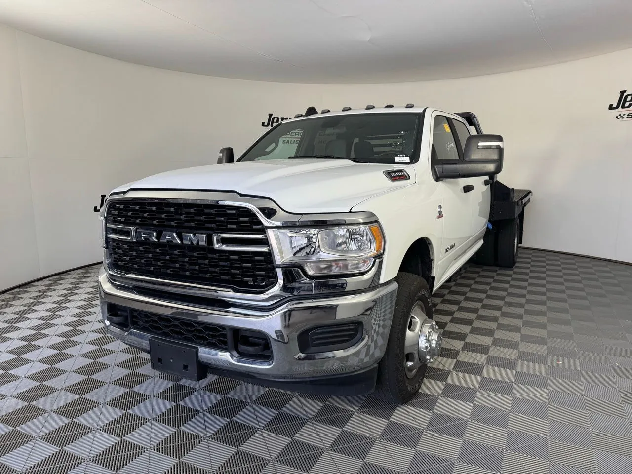 White 2024 Ram 3500 SLT for sale in Salisbury, NC