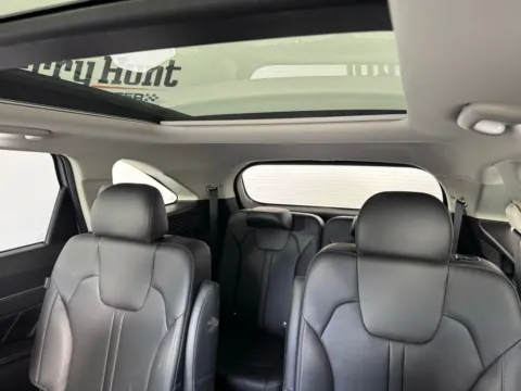 More photos of 2024 Kia Sorento X-Line SX at Jerry Hunt Supercenter - Salisbury, NC