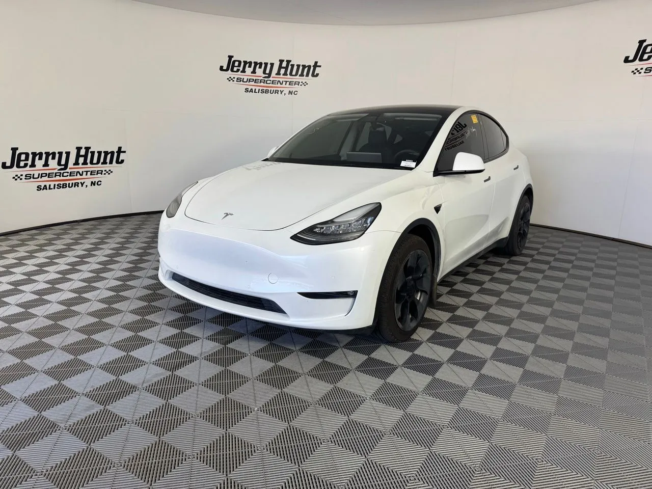 White 2022 Tesla Model Y Long Range for sale in Salisbury, NC