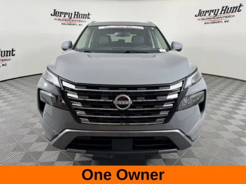 More photos of 2025 Nissan Rogue SL at Jerry Hunt Supercenter - Salisbury, NC