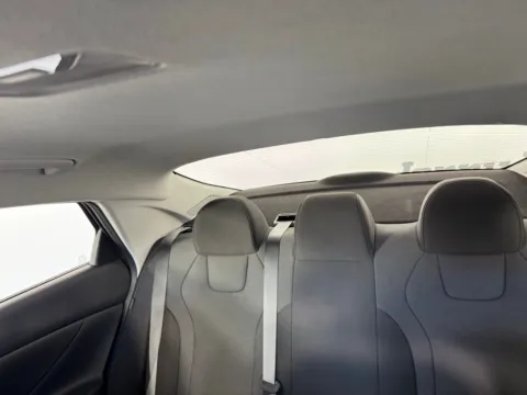 More photos of 2025 Hyundai Elantra SE at Jerry Hunt Supercenter - Salisbury, NC