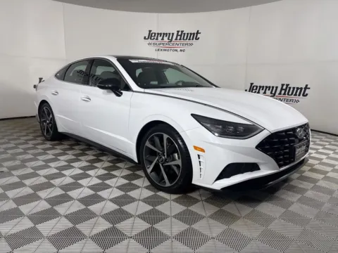 More photos of 2023 Hyundai Sonata SEL Plus at Jerry Hunt Supercenter - Salisbury, NC