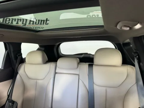 More photos of 2023 Hyundai Santa Fe Limited at Jerry Hunt Supercenter - Salisbury, NC