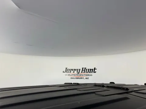 More photos of 2021 Jeep Gladiator Rubicon at Jerry Hunt Supercenter - Salisbury, NC