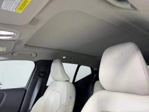 More photos of 2023 Volvo XC40 B5 Plus Dark Theme at Jerry Hunt Supercenter - Salisbury, NC