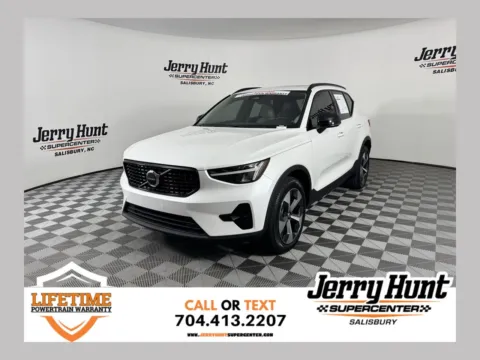 White 2023 Volvo XC40 B5 Plus Dark Theme for sale in Salisbury, NC