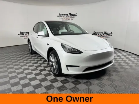 More photos of 2021 Tesla Model Y Long Range at Jerry Hunt Supercenter - Salisbury, NC