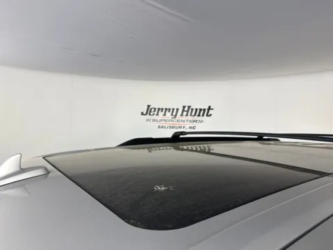 More photos of 2019 Ford Expedition XLT at Jerry Hunt Supercenter - Salisbury, NC
