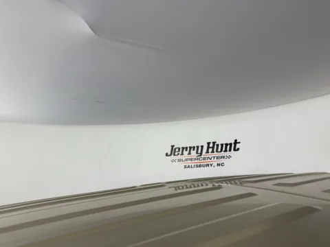 More photos of 2020 Jeep Gladiator Rubicon at Jerry Hunt Supercenter - Salisbury, NC