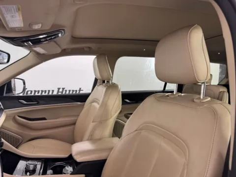 More photos of 2022 Jeep Grand Cherokee L Limited at Jerry Hunt Supercenter - Salisbury, NC