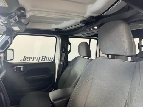 More photos of 2024 Jeep Gladiator Sport at Jerry Hunt Supercenter - Salisbury, NC