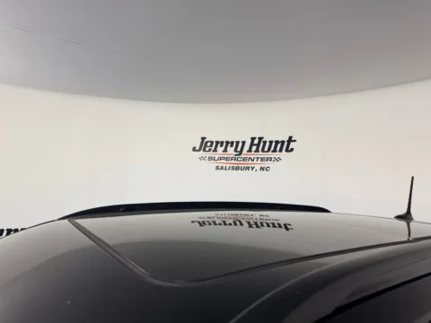 More photos of 2023 Jeep Compass High Altitude at Jerry Hunt Supercenter - Salisbury, NC