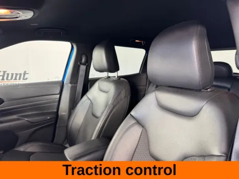 More photos of 2025 Jeep Compass Latitude at Jerry Hunt Supercenter - Salisbury, NC