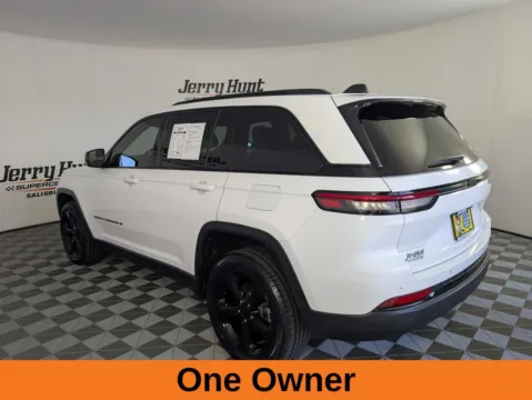 More photos of 2023 Jeep Grand Cherokee Altitude at Jerry Hunt Supercenter - Salisbury, NC