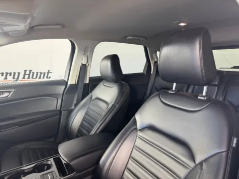 More photos of 2020 Ford Edge SEL at Jerry Hunt Supercenter - Salisbury, NC