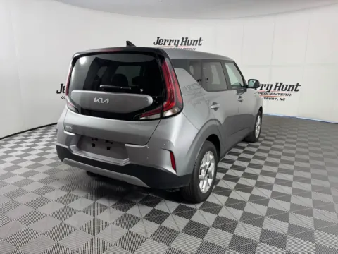 More photos of 2025 Kia Soul LX at Jerry Hunt Supercenter - Salisbury, NC