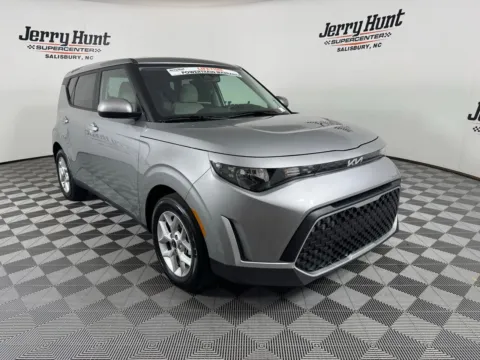 More photos of 2025 Kia Soul LX at Jerry Hunt Supercenter - Salisbury, NC