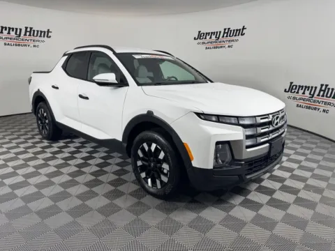 More photos of 2025 Hyundai Santa Cruz SEL at Jerry Hunt Supercenter - Salisbury, NC