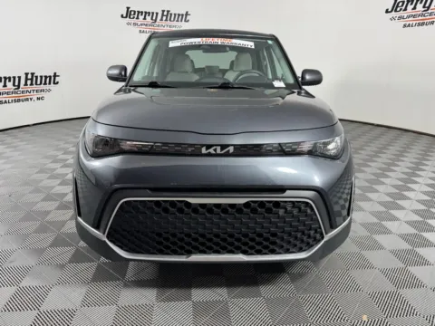 More photos of 2025 Kia Soul LX at Jerry Hunt Supercenter - Salisbury, NC