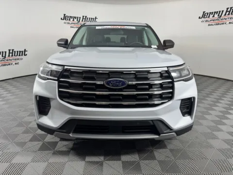 More photos of 2026 Ford Explorer Active at Jerry Hunt Supercenter - Salisbury, NC