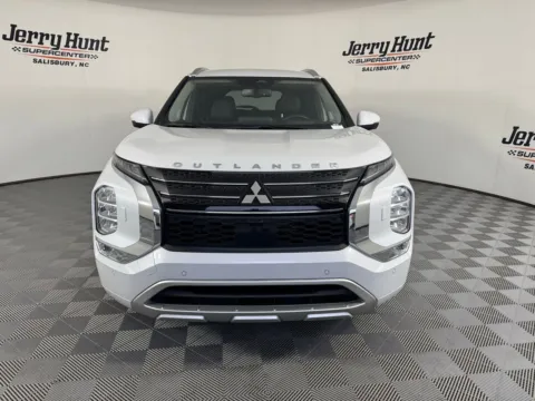 More photos of 2023 Mitsubishi Outlander PHEV SEL at Jerry Hunt Supercenter - Salisbury, NC