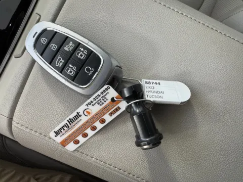 Another view of 2022 Hyundai Tucson Limited for sale in Salisbury, NC at Jerry Hunt Supercenter - Salisbury