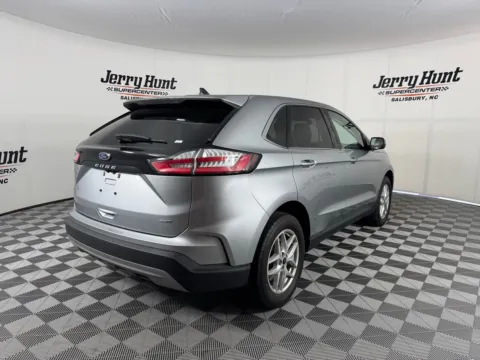 More photos of 2023 Ford Edge SEL at Jerry Hunt Supercenter - Salisbury, NC