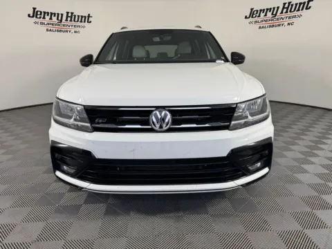 More photos of 2021 Volkswagen Tiguan at Jerry Hunt Supercenter - Salisbury, NC
