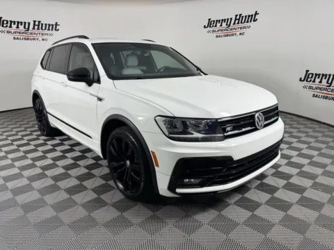 More photos of 2021 Volkswagen Tiguan 2.0T SE R-Line Black at Jerry Hunt Supercenter - Salisbury, NC