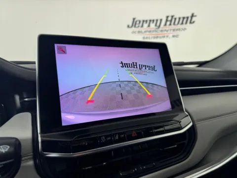 More photos of 2023 Jeep Compass Limited at Jerry Hunt Supercenter - Salisbury, NC