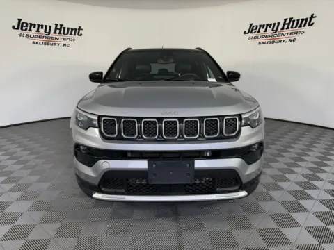 More photos of 2023 Jeep Compass Limited at Jerry Hunt Supercenter - Salisbury, NC
