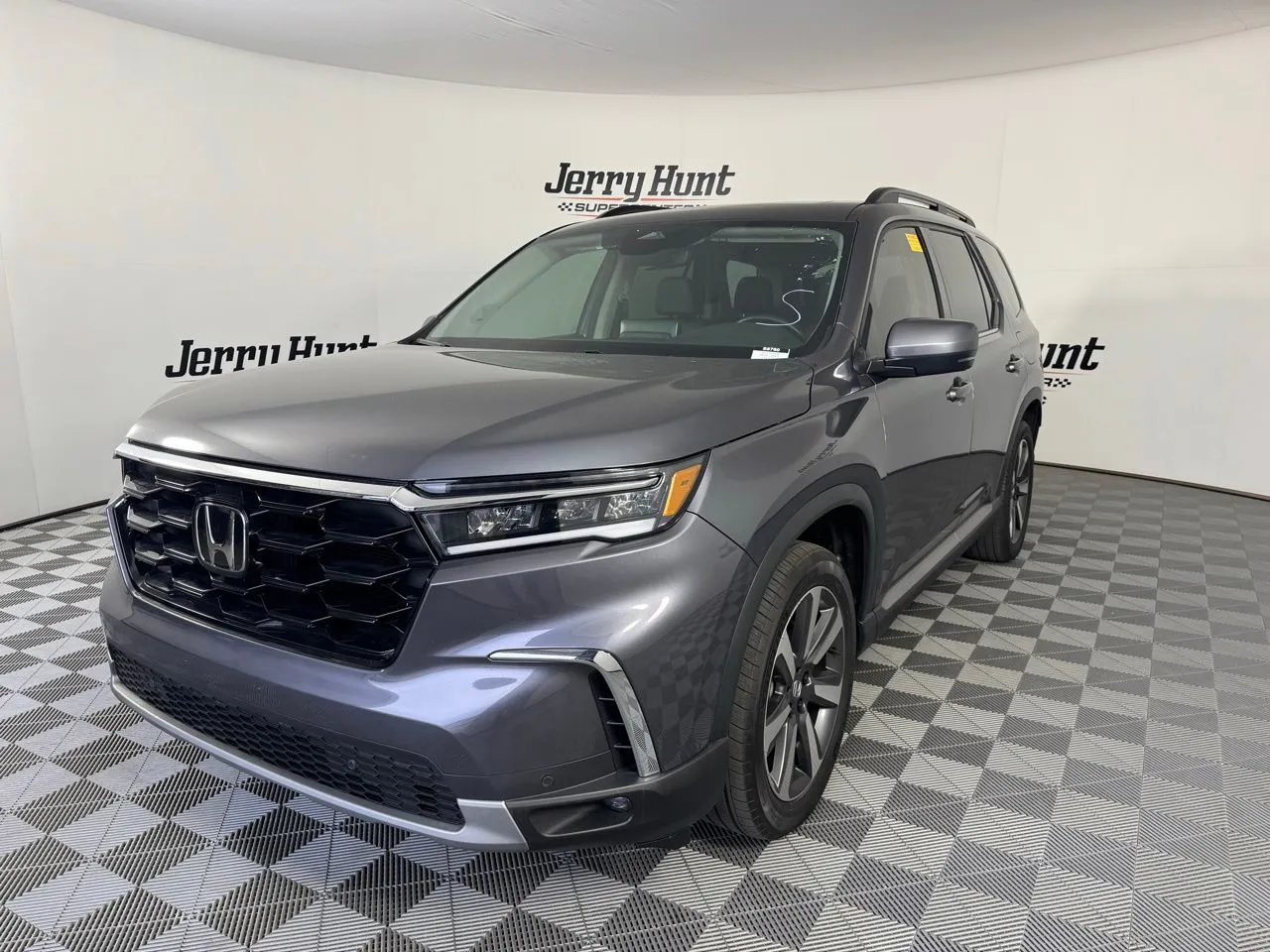 Silver 2025 Honda Pilot Touring for sale in Salisbury, NC
