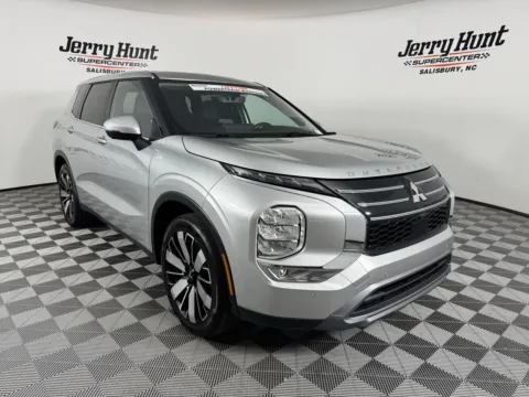 More photos of 2025 Mitsubishi Outlander SE at Jerry Hunt Supercenter - Salisbury, NC