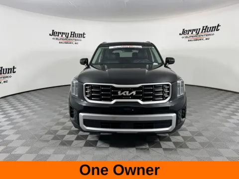More photos of 2023 Kia Telluride S at Jerry Hunt Supercenter - Salisbury, NC