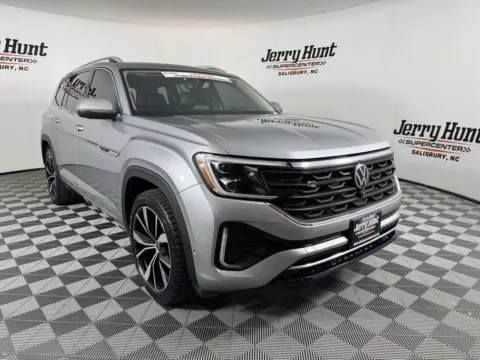 More photos of 2024 Volkswagen Atlas 2.0T SEL Premium R-Line at Jerry Hunt Supercenter - Salisbury, NC