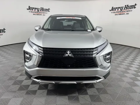 More photos of 2025 Mitsubishi Eclipse Cross SE at Jerry Hunt Supercenter - Salisbury, NC