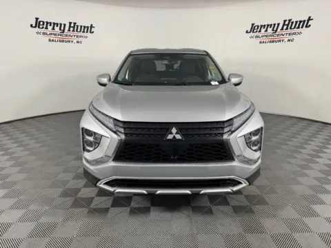 More photos of 2025 Mitsubishi Eclipse Cross SE at Jerry Hunt Supercenter - Salisbury, NC