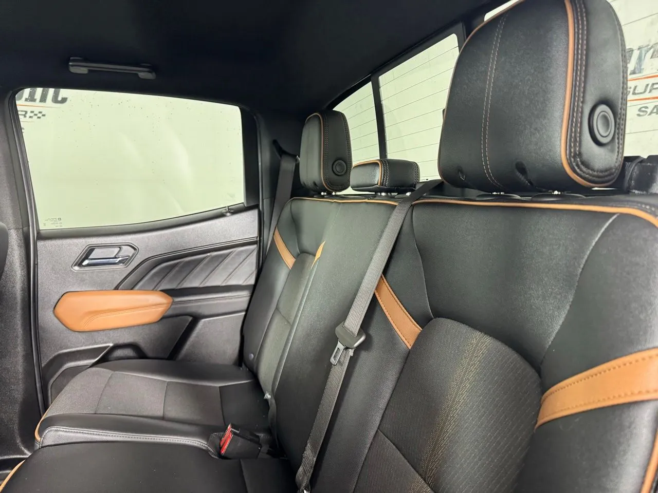 2025 GMC Canyon AT4 - Photo 36
