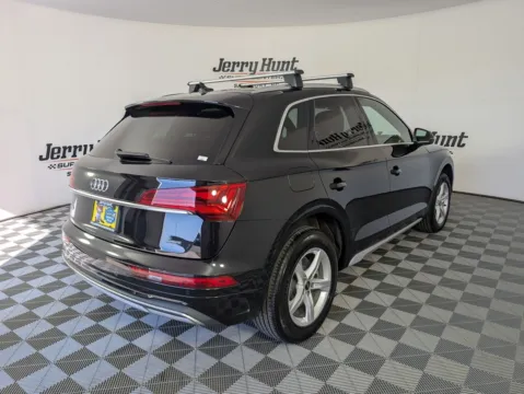 More photos of 2023 Audi Q5 40 Premium at Jerry Hunt Supercenter - Salisbury, NC