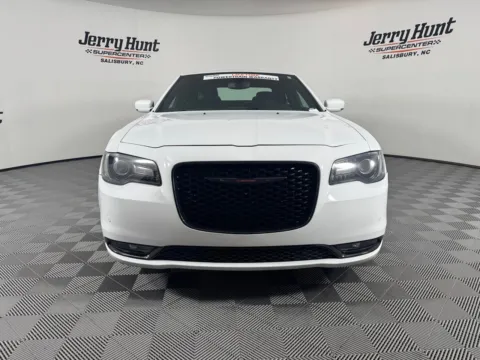 More photos of 2023 Chrysler 300 S at Jerry Hunt Supercenter - Salisbury, NC