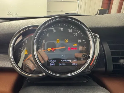 More photos of 2019 MINI Cooper S Classic at Jerry Hunt Supercenter - Salisbury, NC