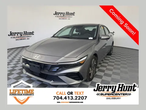 Gray 2024 Hyundai Elantra SEL for sale in Salisbury, NC